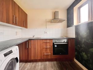 Photo 1- click for photo gallery